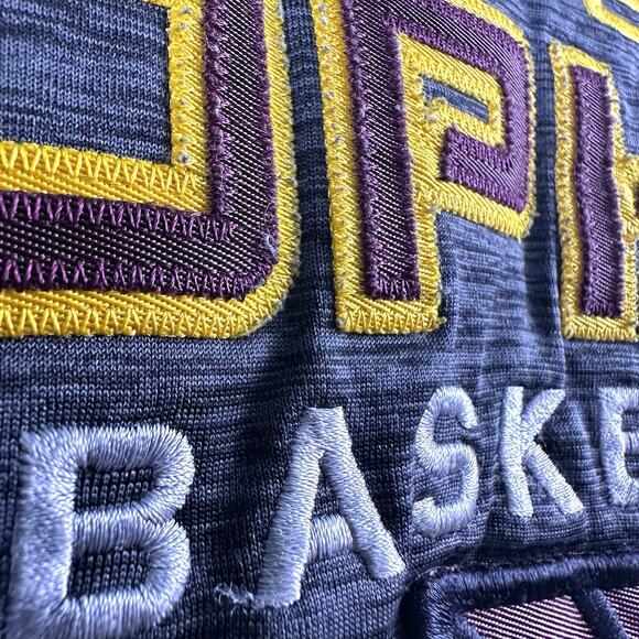 Minnesota Golden Gophers Basketball Women’s Medium Embroidered Hoodie Sweatshirt - Picture 7 of 11